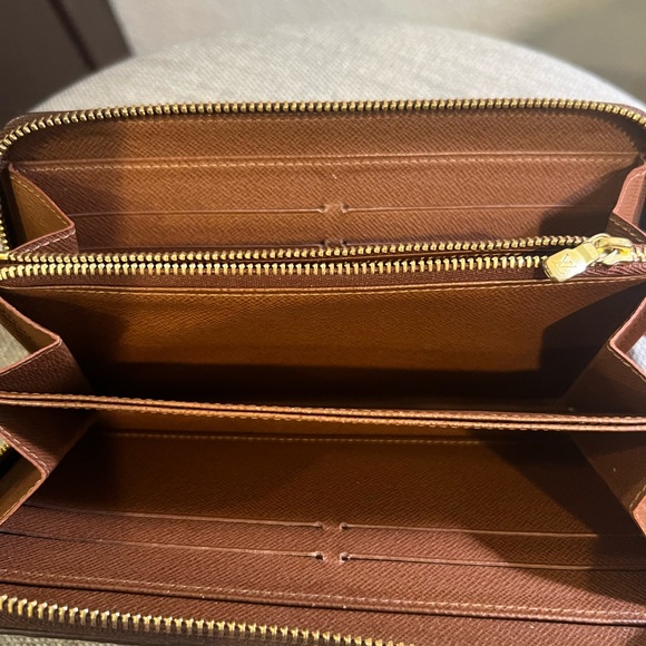 LV Wallet 100% authentic. Poshmark will authenticate the item. - Picture 4 of 6